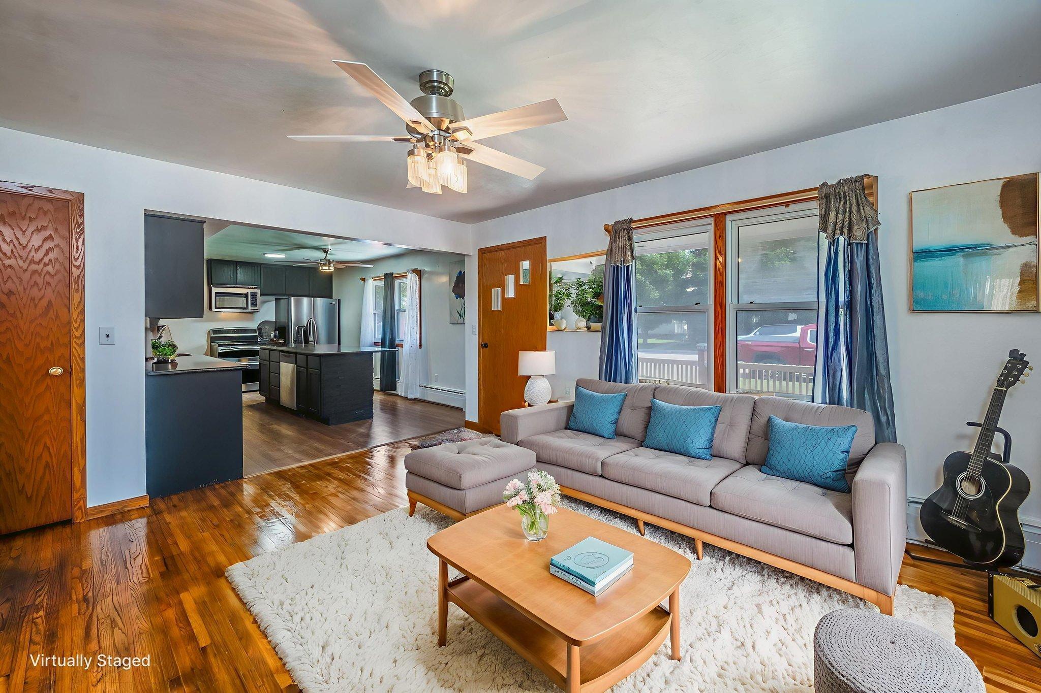 320 South Waterville Avenue Le Center, MN 56057 - Photo 5 of 44