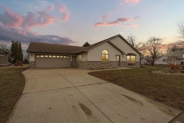 $330,000 | 216 3rd Street Northeast, New Richland, MN 56072