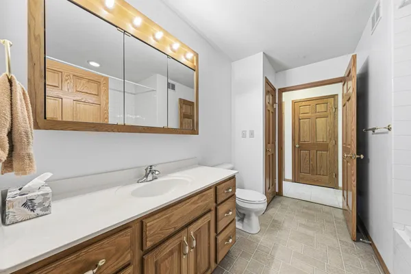 $330,000 | 216 3rd Street Northeast, New Richland, MN 56072