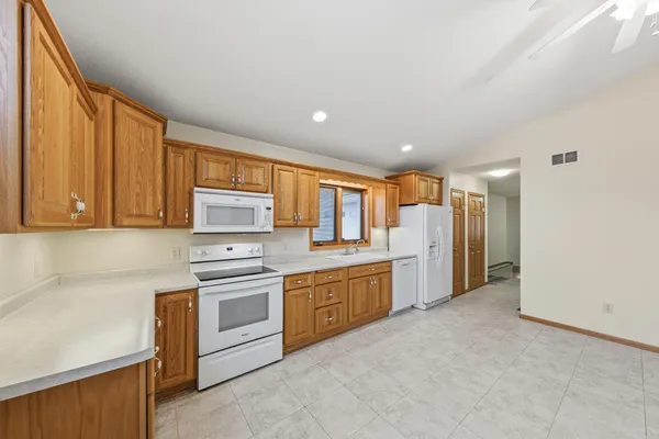 $330,000 | 216 3rd Street Northeast, New Richland, MN 56072