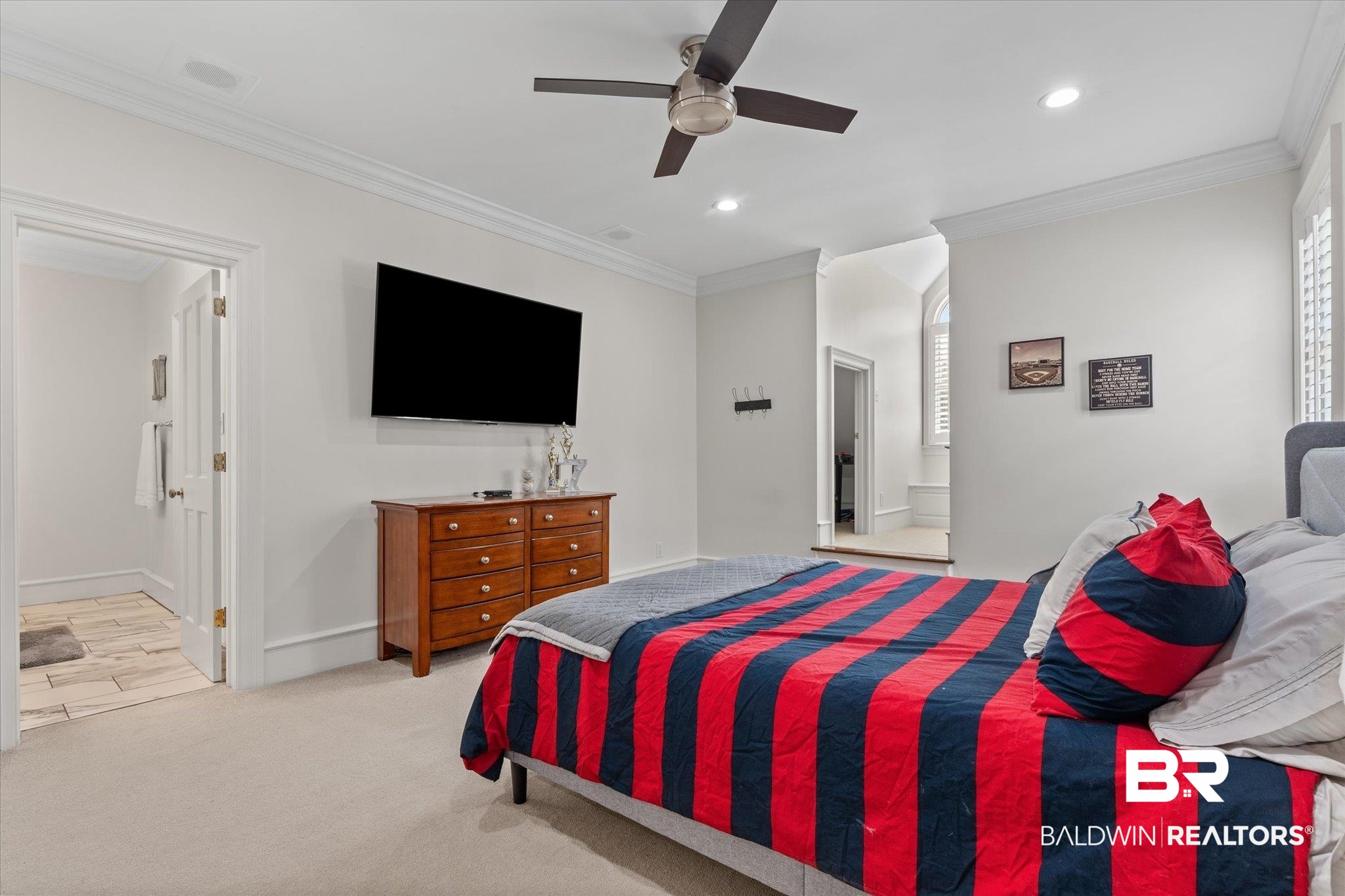 8561 Dawes Lake Road Mobile, AL 36619 - Photo 28 of 63 Bedroom with ornamental molding, ensuite bathroom, recessed lighting, light carpet, and ceiling fan