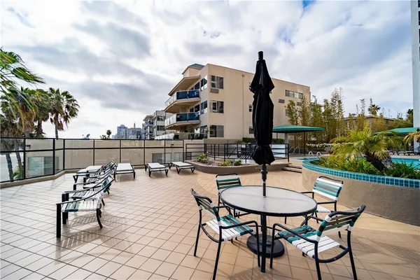 $999,000 | 1310 East Ocean Boulevard, Unit 507, Long Beach, CA 90802