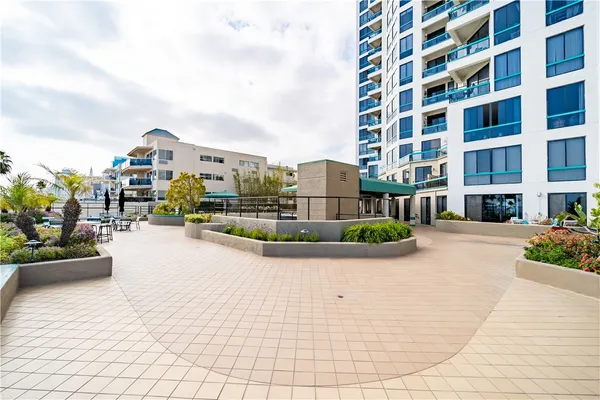$999,000 | 1310 East Ocean Boulevard, Unit 507, Long Beach, CA 90802