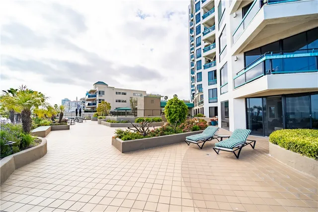 $999,000 | 1310 East Ocean Boulevard, Unit 507, Long Beach, CA 90802