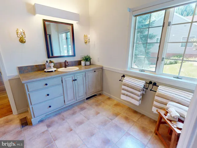 $507,500 | 128 Colonial Court, State College, PA 16801