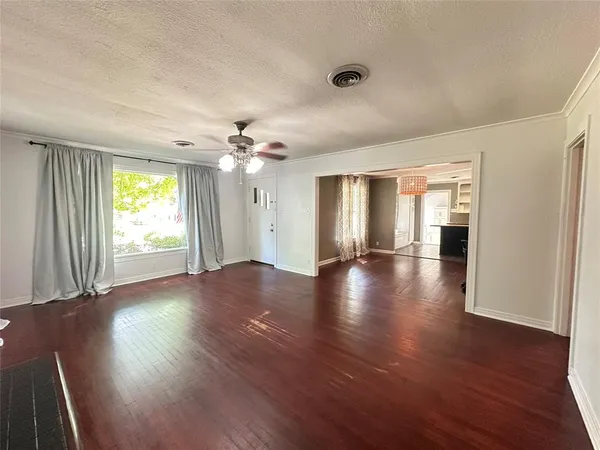 $1,800 | 316 Elmwood Circle, Shreveport, LA 71104