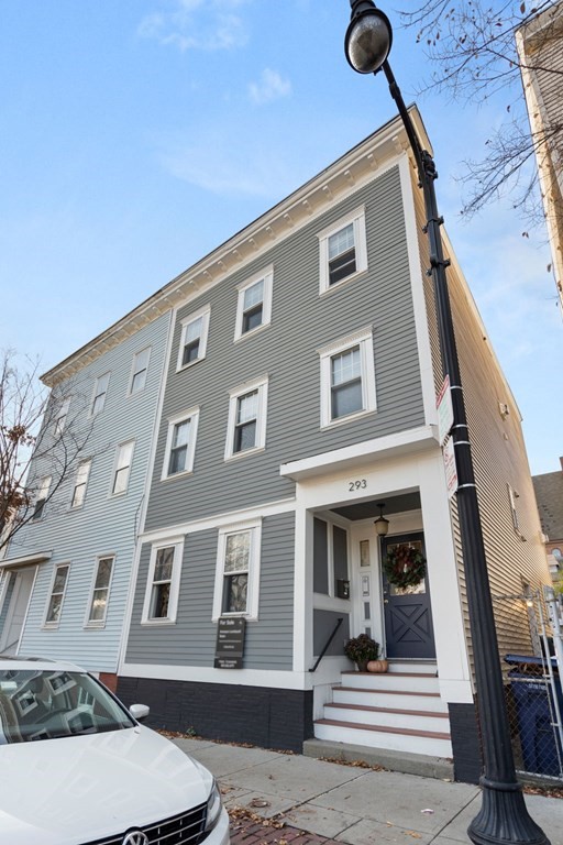 293 West 2nd Street, Unit 3 Boston, MA 02127 - Photo 22 of 25 a front view of a house