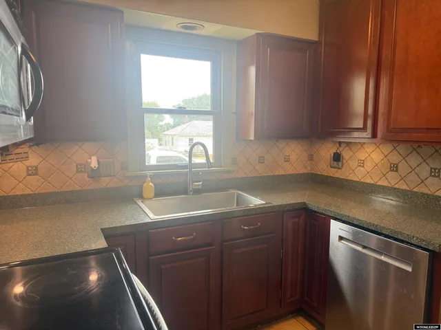 $228,000 | 234 11th Street, Rawlins, WY 82301