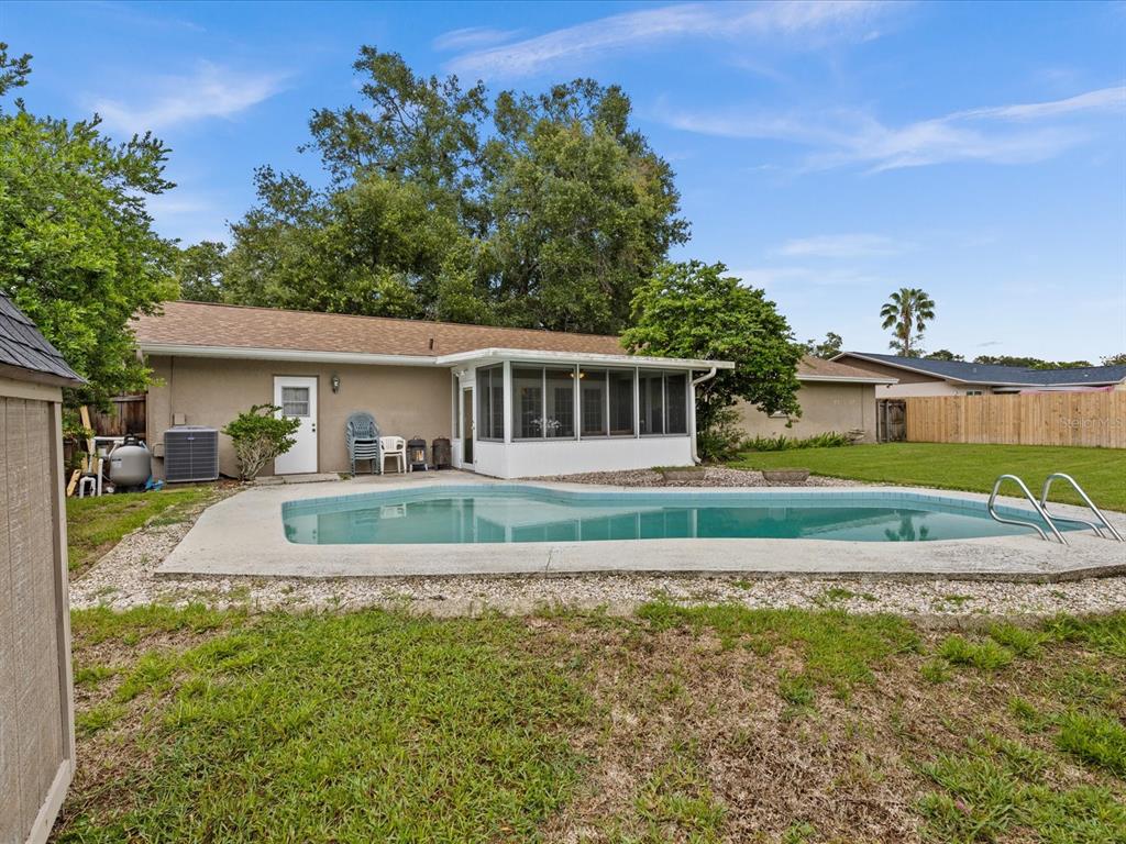 1806 Cherry Ridge Lane Brandon, FL 33511 - Photo 25 of 45 Inground Pool