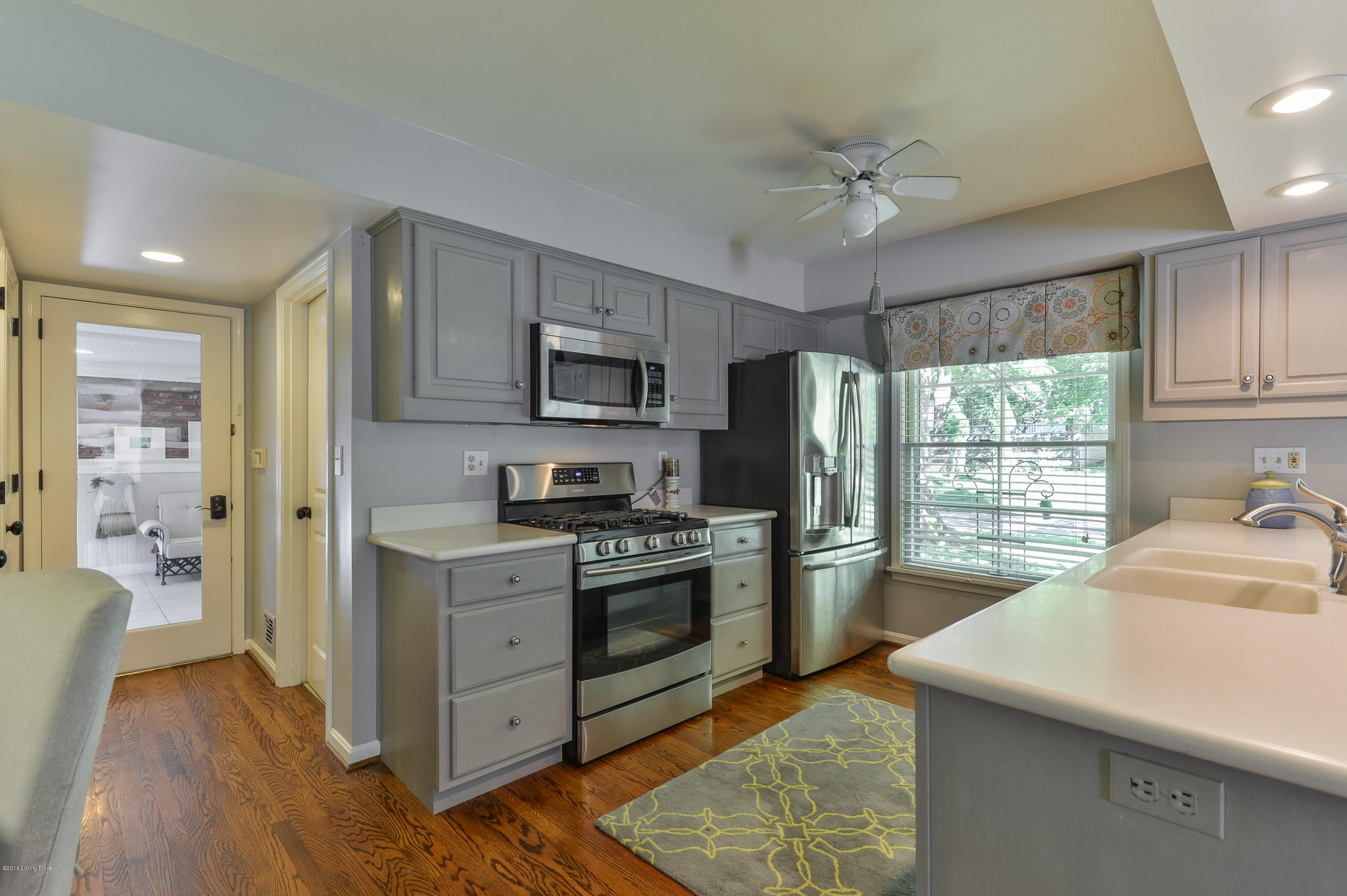 1820 Evergreen Road Anchorage, KY 40223 - Photo 8 of 28 19 LSIR 20160822