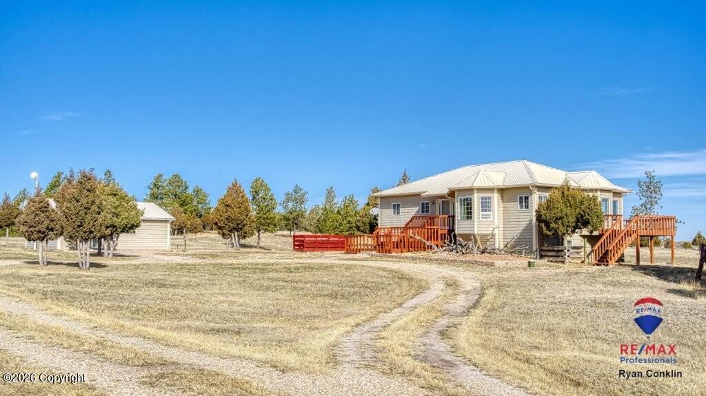 977 Old Sundance Road Moorcroft, WY 82721 - Photo 5 of 145 977 Old Sundance Rd - House-11 (2)