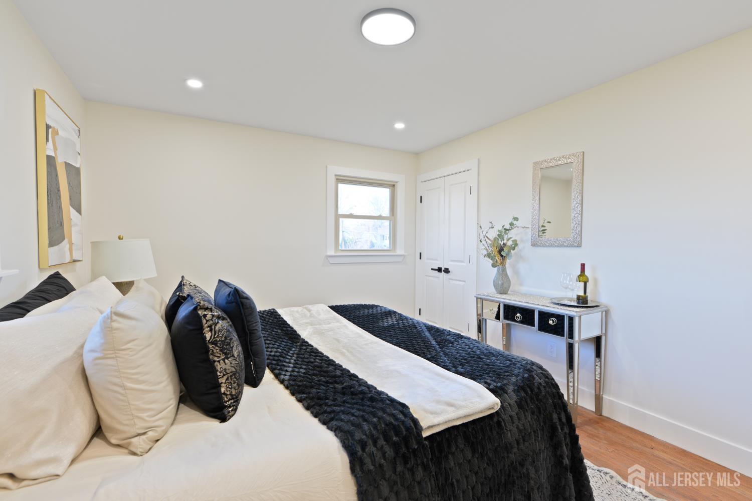 17 Wellington Road East Brunswick, NJ 08816 - Photo 15 of 25