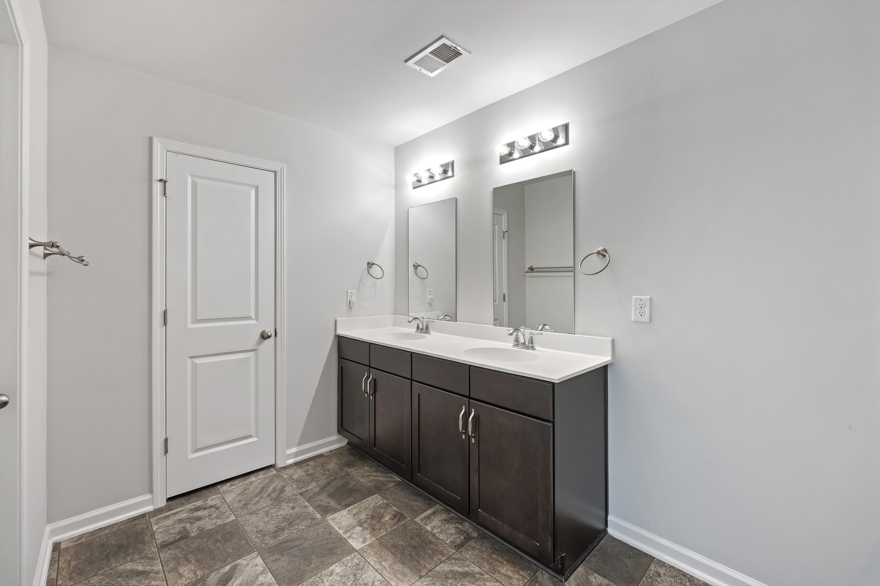 9798 Seed Street Ladson, SC 29456 - Photo 28 of 36 CHS_6959