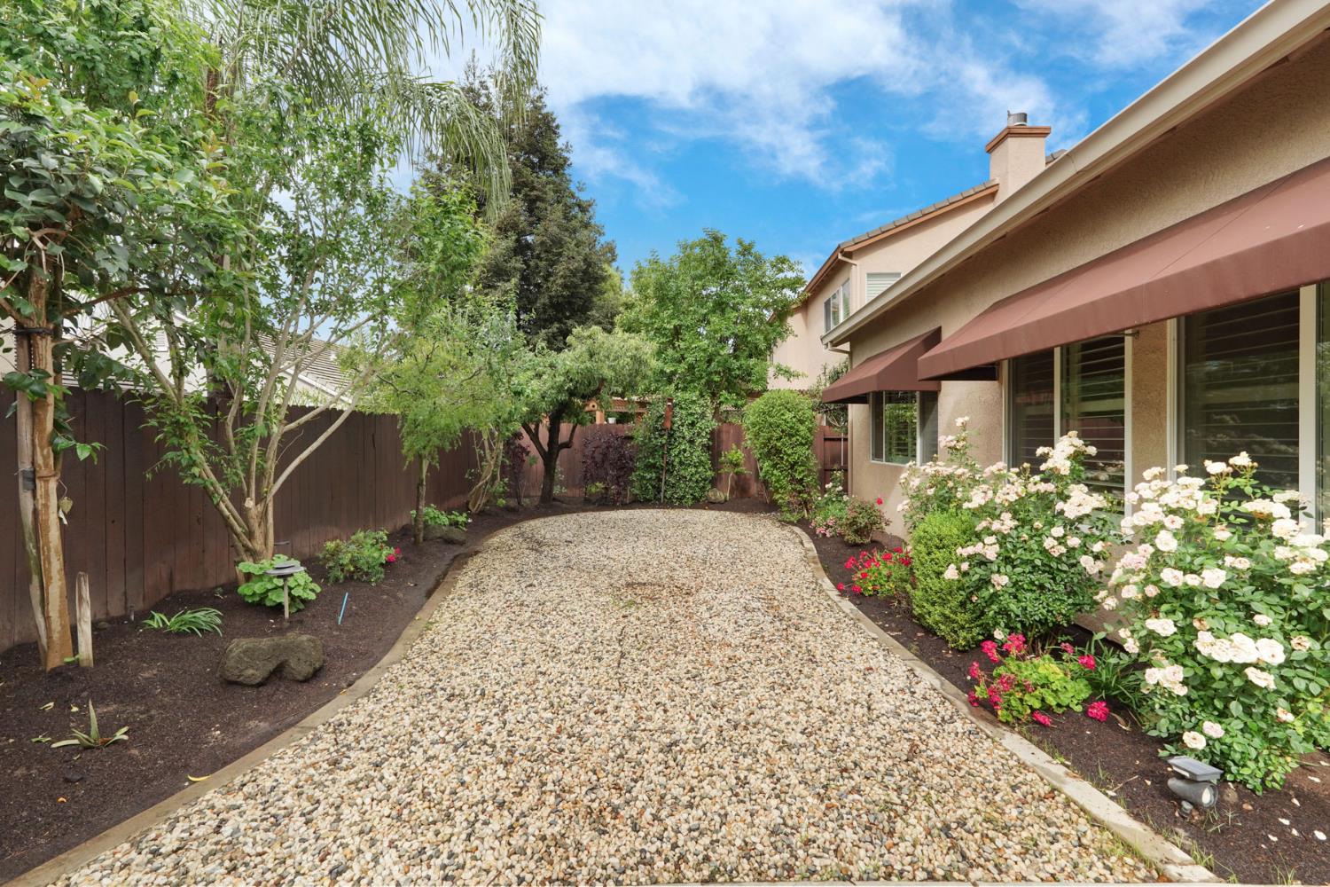 2088 Incline Drive Lodi, CA 95242 - Photo 10 of 34