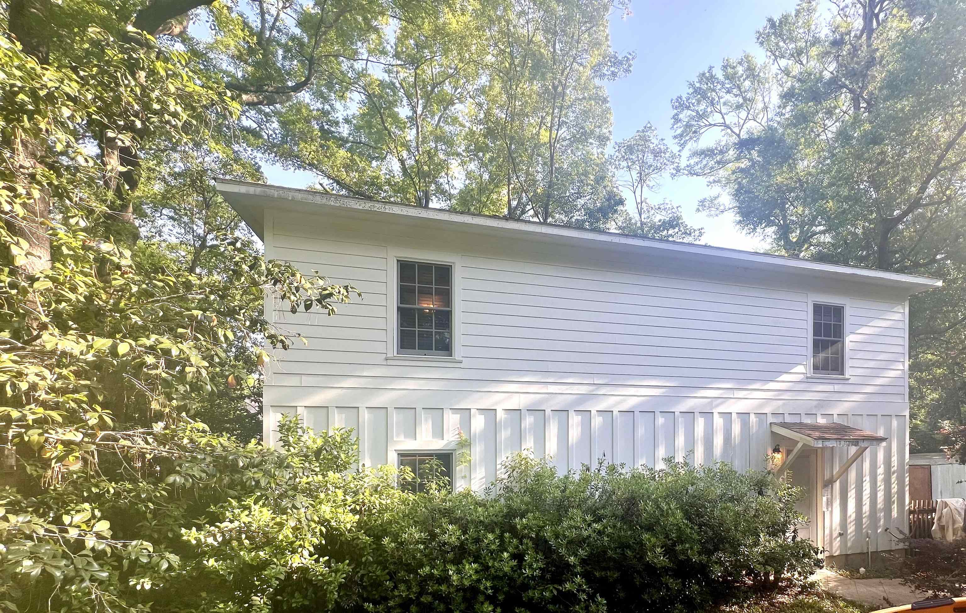 149 Blue Is Avenue Fairhope, AL 36532 - Photo 2 of 2 Garage with Guest quarters