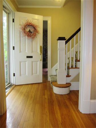 16 Fells Road Wellesley, MA 02482 - Photo 4 of 27