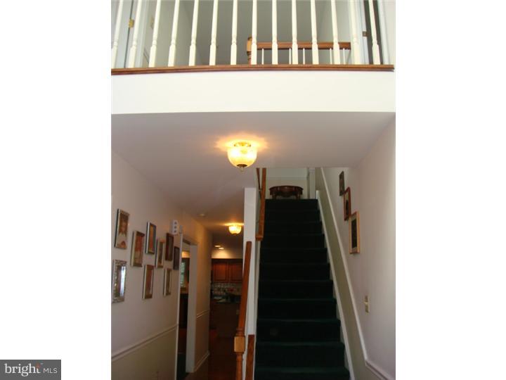 213 East Eagle Road Havertown, PA 19083 - Photo 3 of 10 Foyer