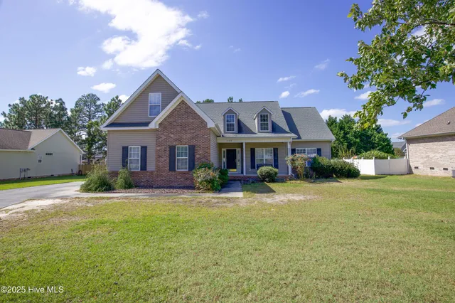 $2,100 | 102 Newington Way, Aberdeen, NC 28315