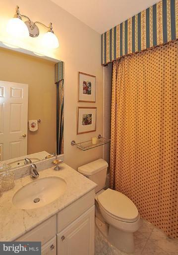 2210 Windsor Road Alexandria, VA 22307 - Photo 25 of 30 Bath #3