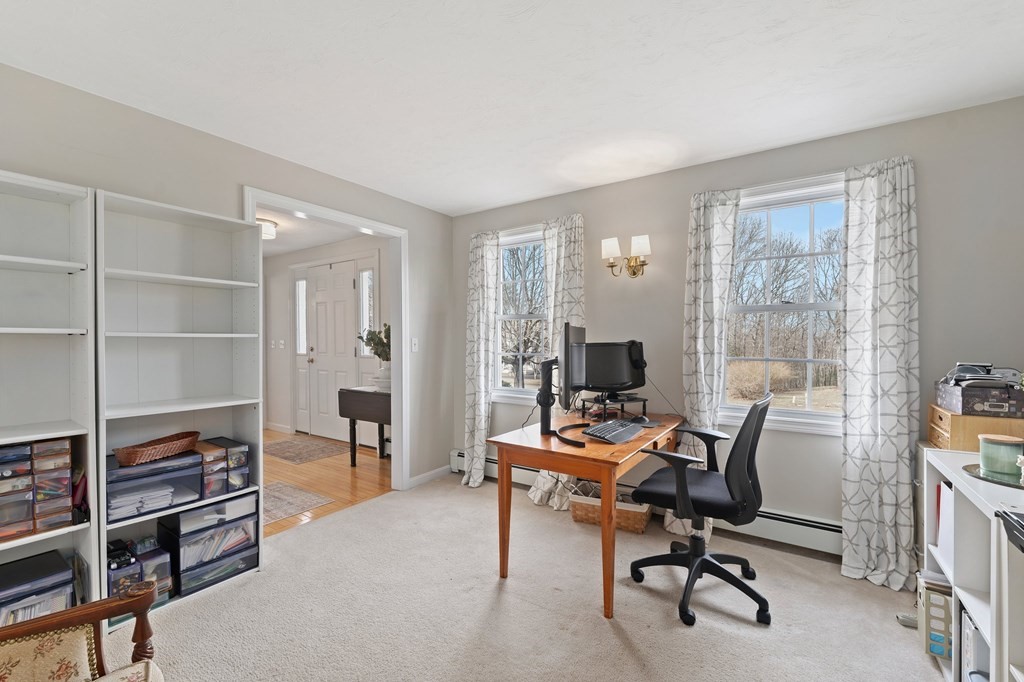 39 Chamberlain Road Uxbridge, MA 01569 - Photo 16 of 42 Gallery Image 16
