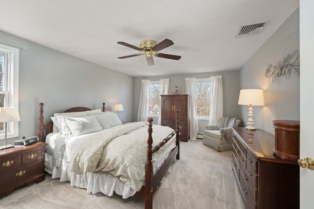 39 Chamberlain Road Uxbridge, MA 01569 - Photo 20 of 42 Gallery Image 20