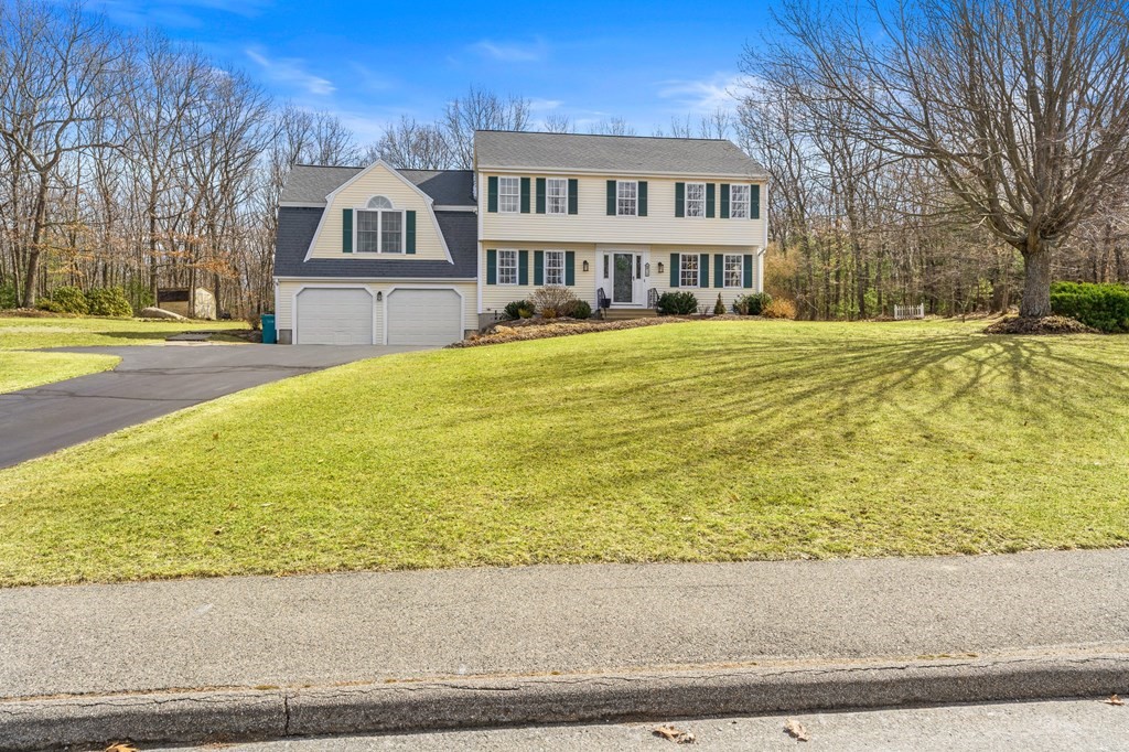 39 Chamberlain Road Uxbridge, MA 01569 - Photo 32 of 42 Gallery Image 32