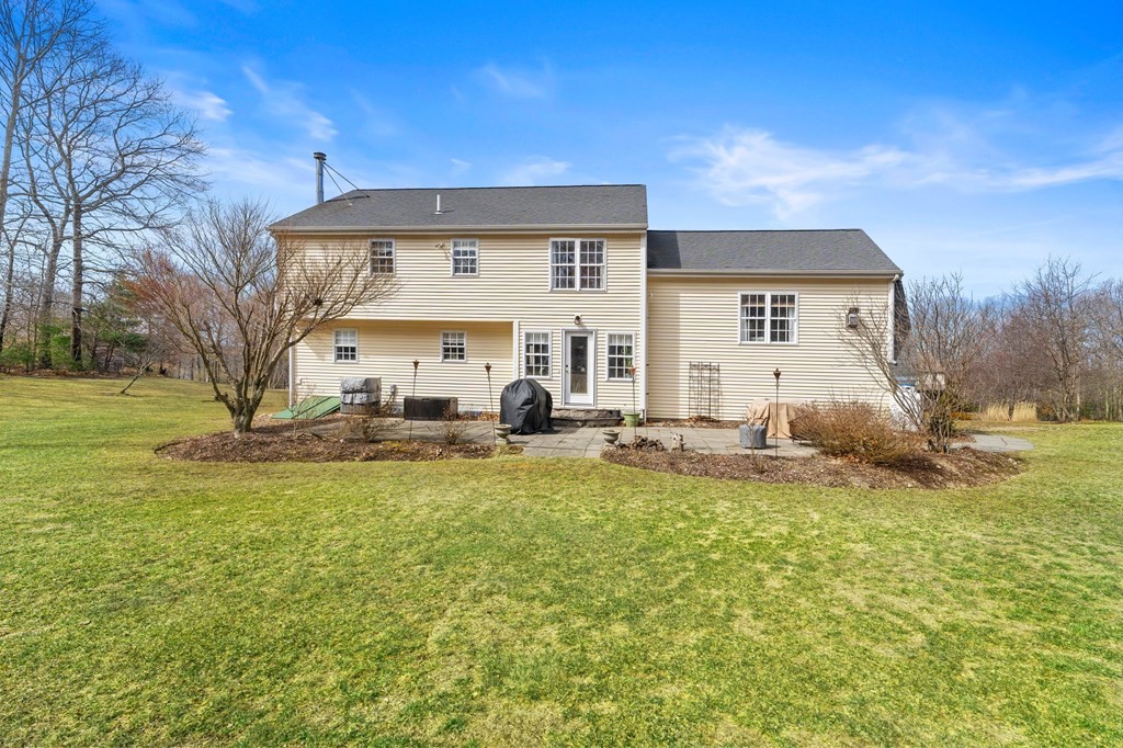 39 Chamberlain Road Uxbridge, MA 01569 - Photo 37 of 42 Gallery Image 37