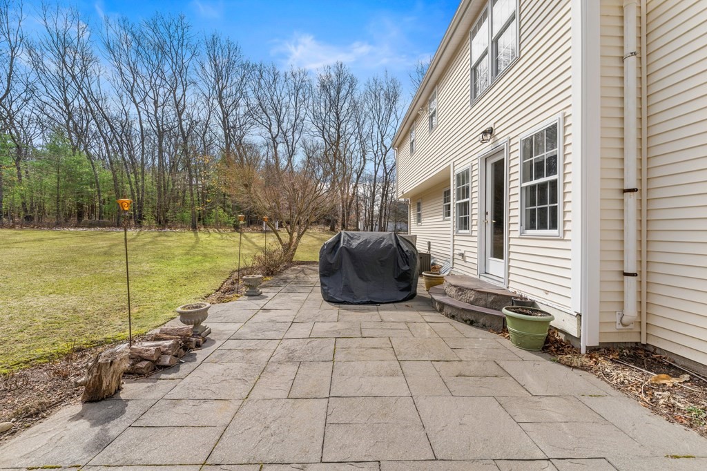 39 Chamberlain Road Uxbridge, MA 01569 - Photo 39 of 42 Gallery Image 39