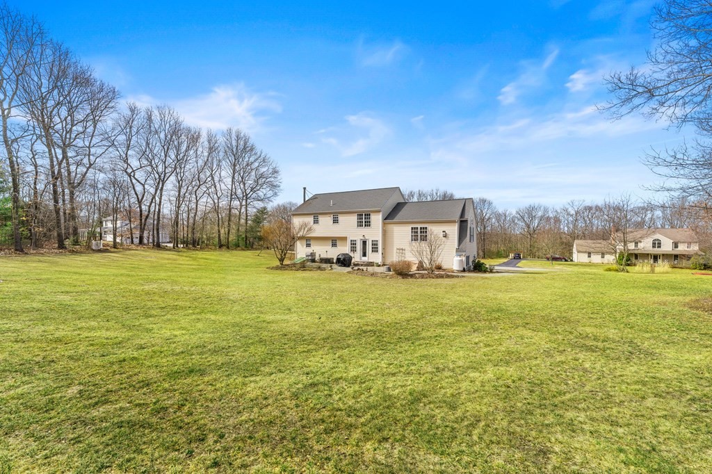 39 Chamberlain Road Uxbridge, MA 01569 - Photo 41 of 42 Gallery Image 41