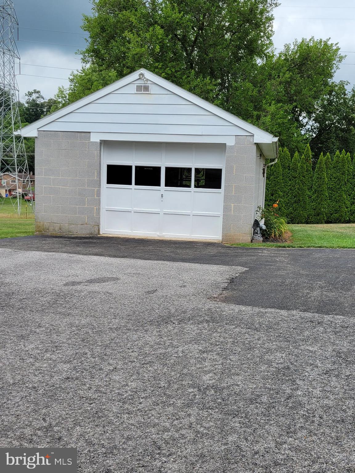 333 North Biesecker Road Thomasville, PA 17364 - Photo 45 of 53 Gallery Image 45