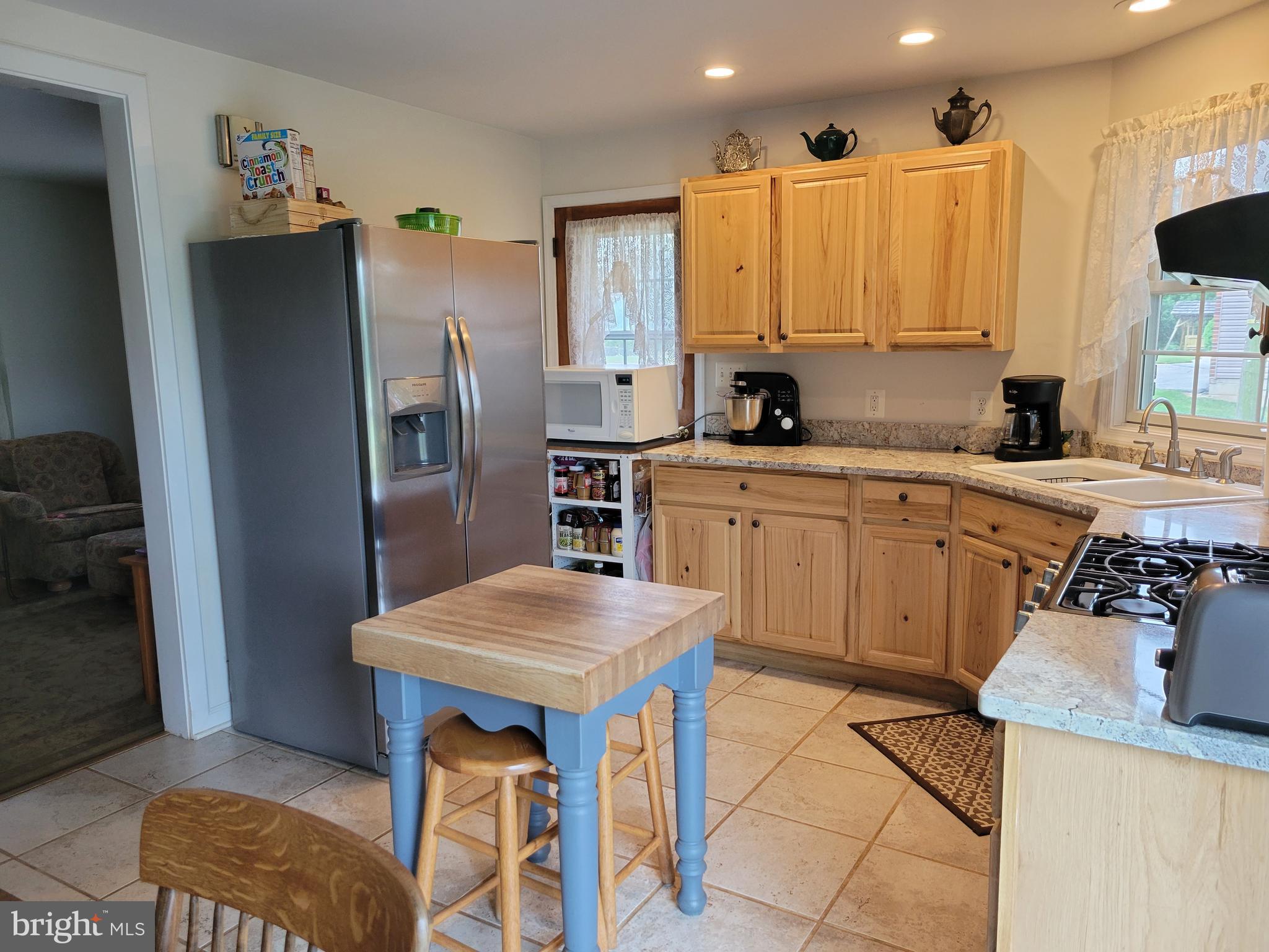 333 North Biesecker Road Thomasville, PA 17364 - Photo 10 of 53 Gallery Image 10
