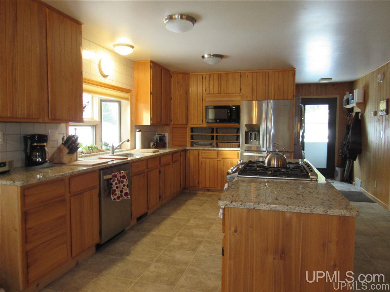 536 Cardinal Red Road Michigamme, MI 49861 - Photo 21 of 49
