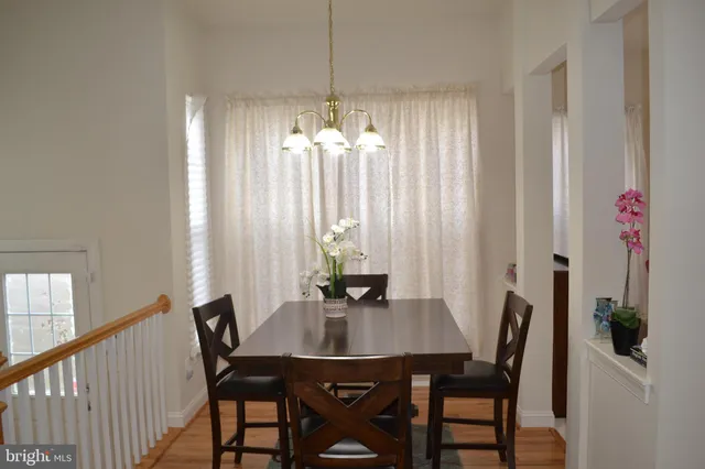 $3,550 | 23857 Burdette Forest Road, Clarksburg, MD 20871