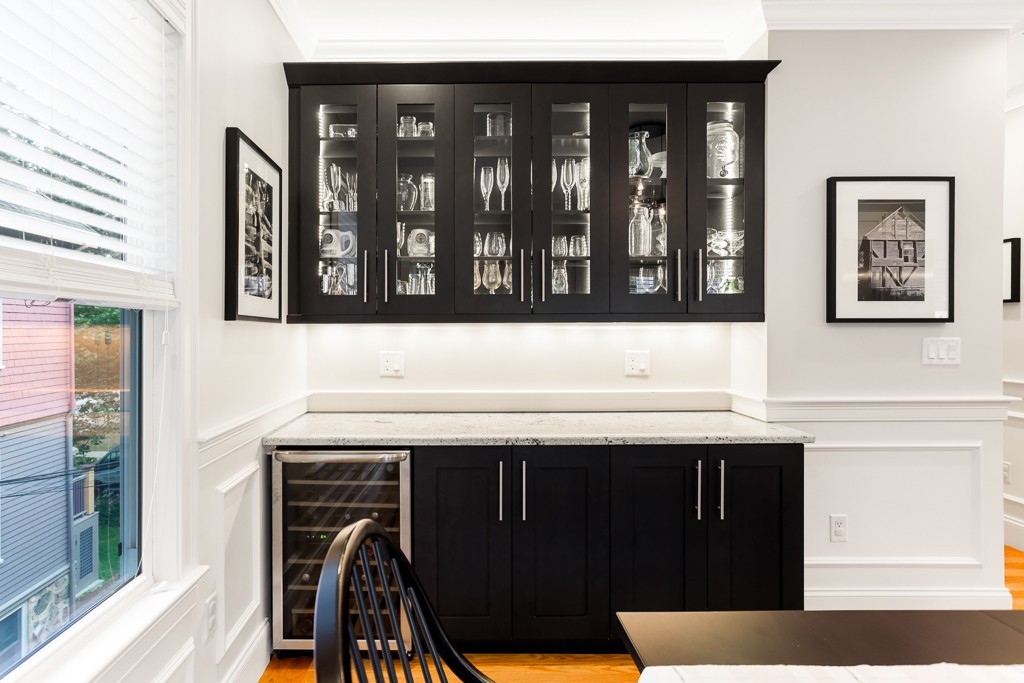 9 Bartlett Crescent, Unit 2 Brookline, MA 02446 - Photo 8 of 23