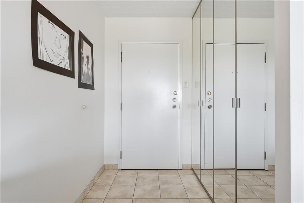 5600 Munhall Road, Unit 504 Pittsburgh, PA 15217 - Photo 9 of 41 Entry to Unit 504.