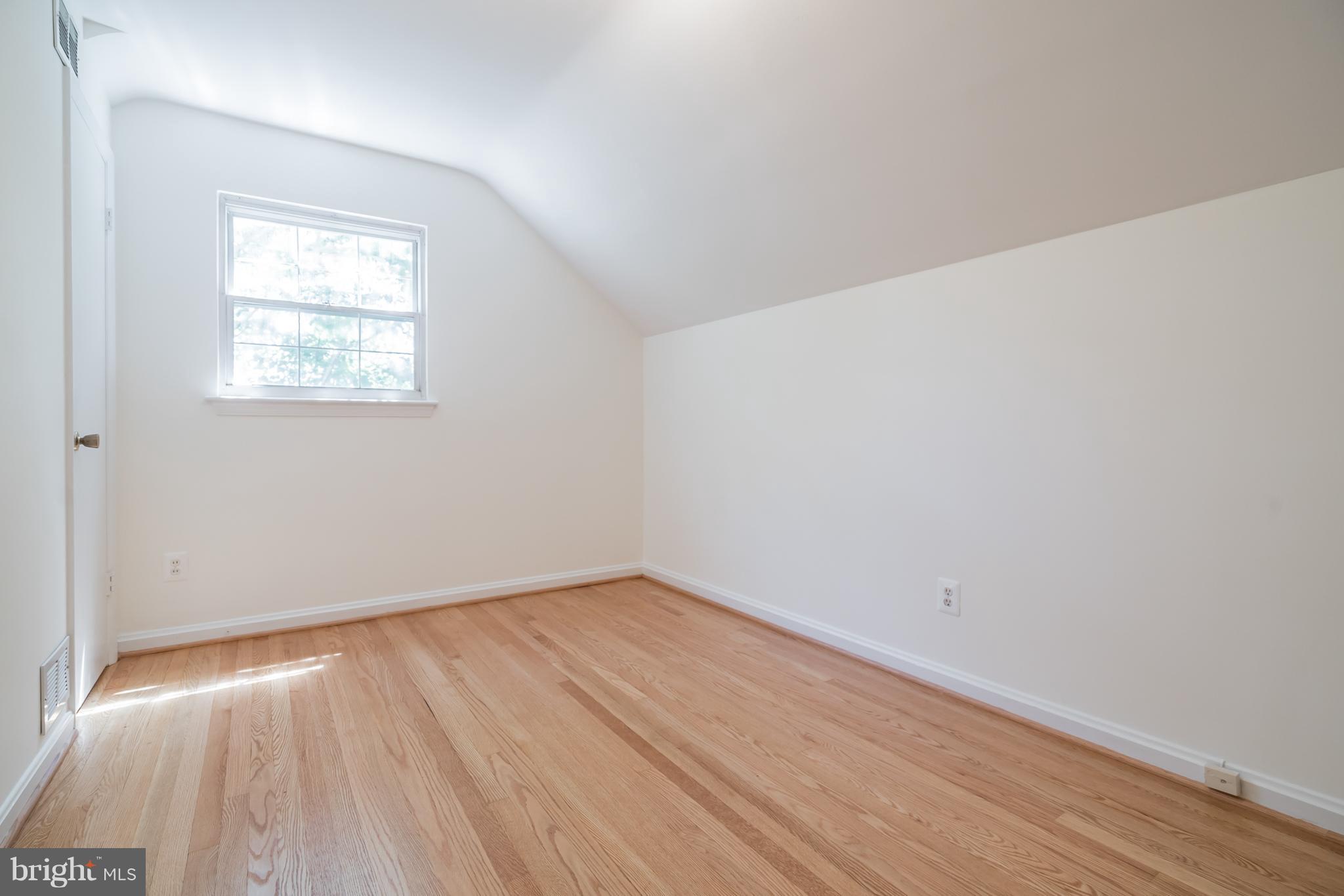 8813 Walnut Hill Road Chevy Chase, MD 20815 - Photo 22 of 30 Bedroom