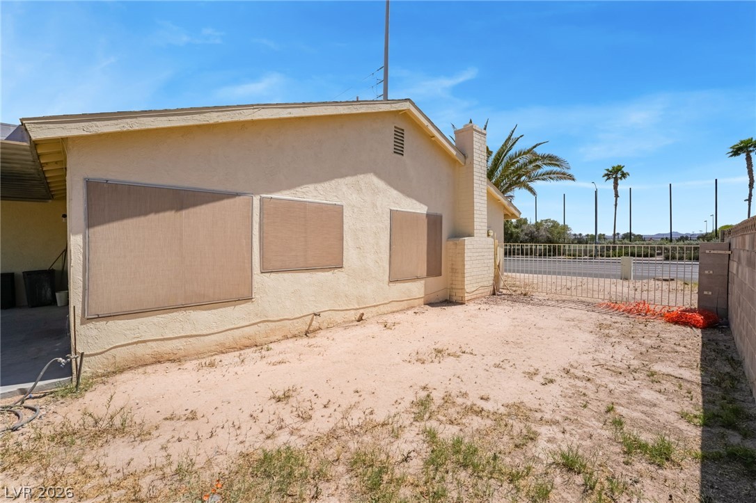2102 East Russell Road Las Vegas, NV 89119 - Photo 27 of 35