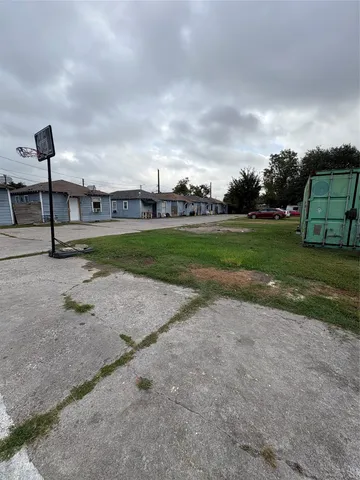 $990,000 | 3102 Christie Street, Houston, TX 77026