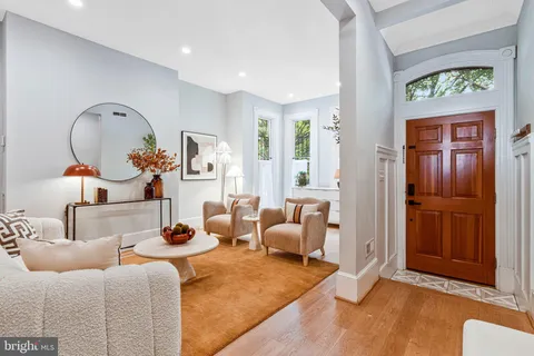 $1,400,000 | 822 5th Street Northeast, Washington, DC 20002