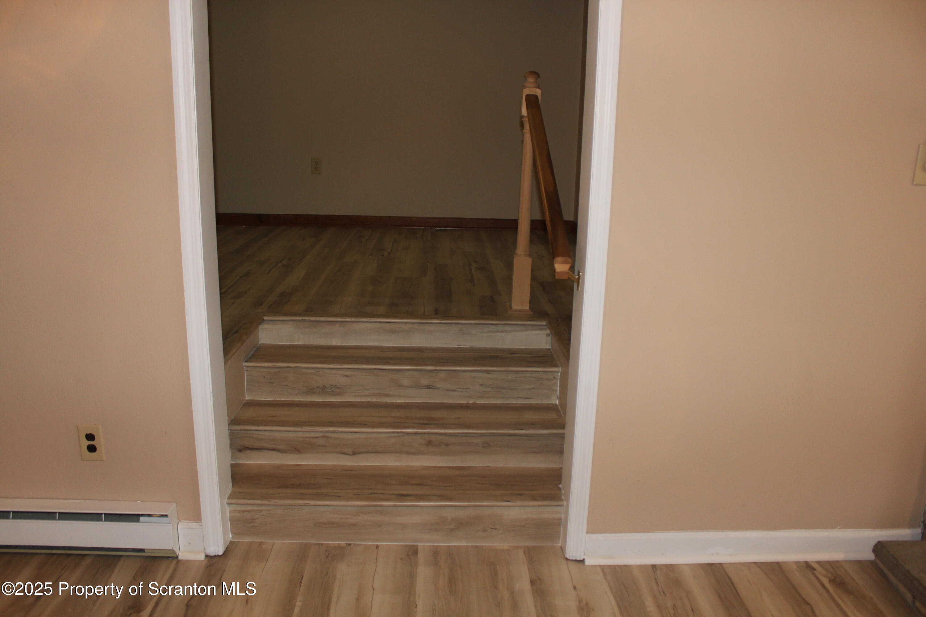 347 Terrace Avenue Shavertown, PA 18708 - Photo 23 of 59 Den