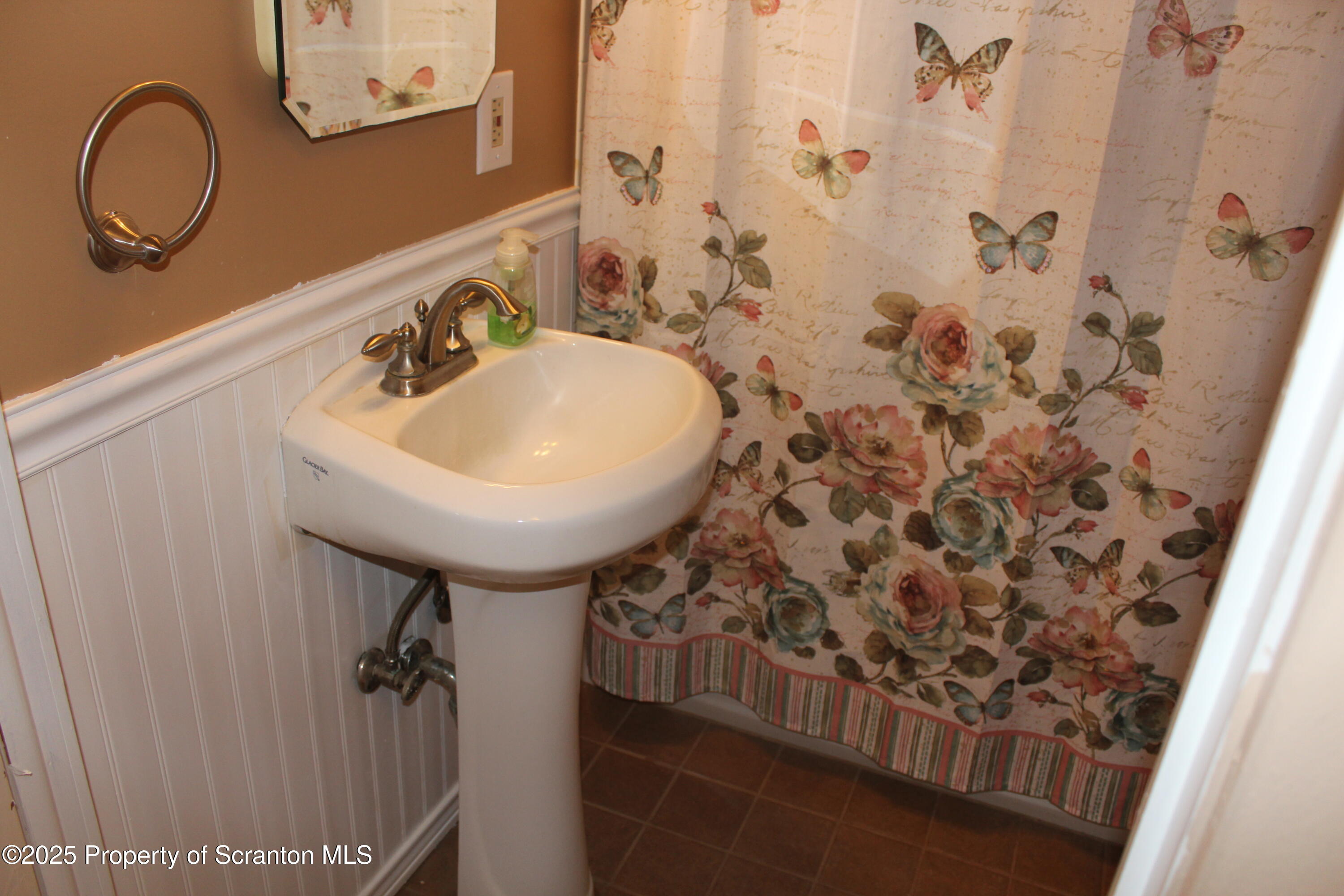 347 Terrace Avenue Shavertown, PA 18708 - Photo 47 of 59 a bathroom with a sink toilet and shower