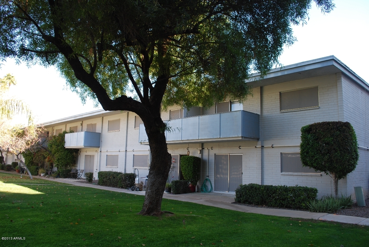 357 East Thomas Road, Unit 207 Phoenix, AZ 85012 - Photo 2 of 3 HOME