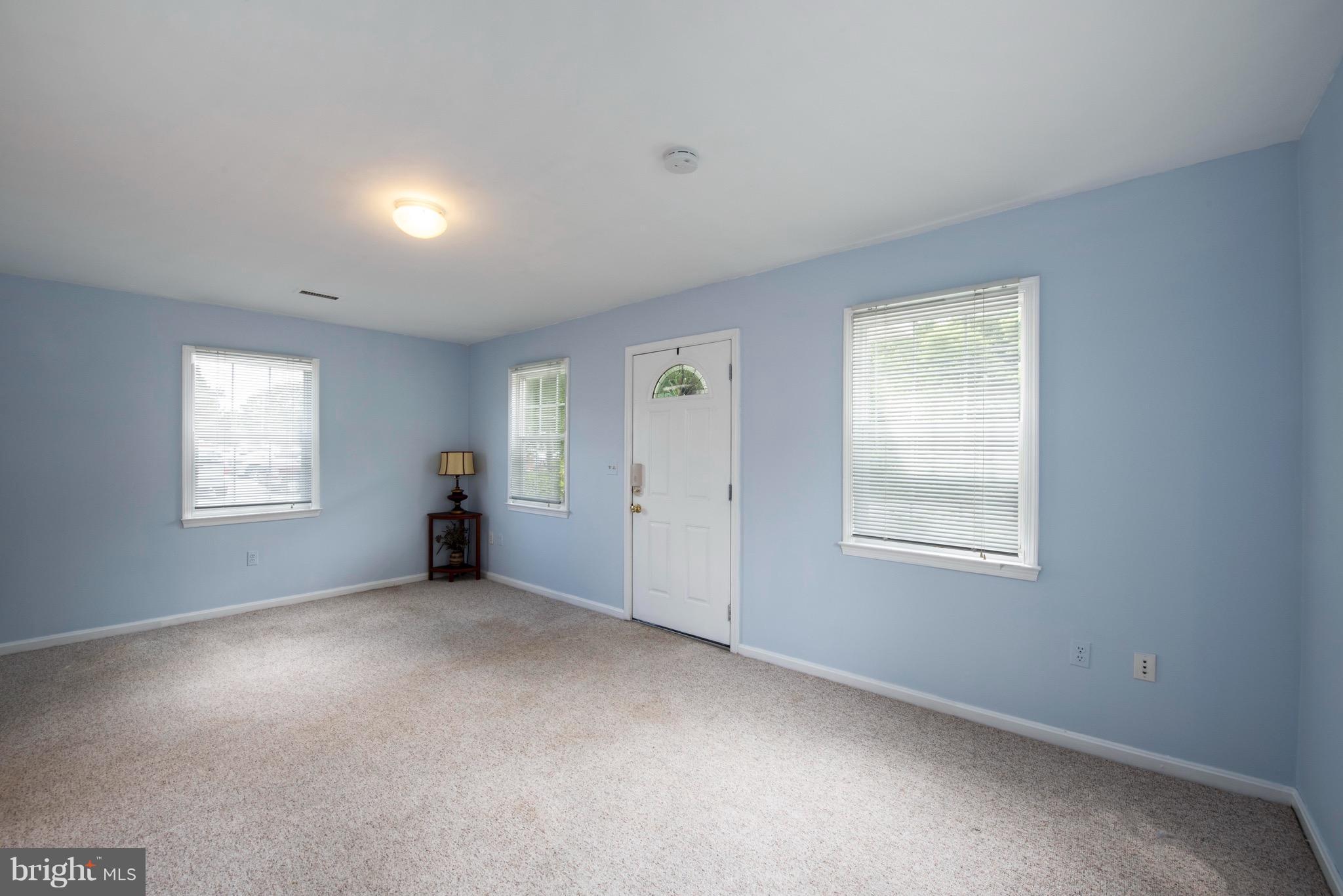 1908 Blue Ridge Road Edgewater, MD 21037 - Photo 3 of 28 Living Room