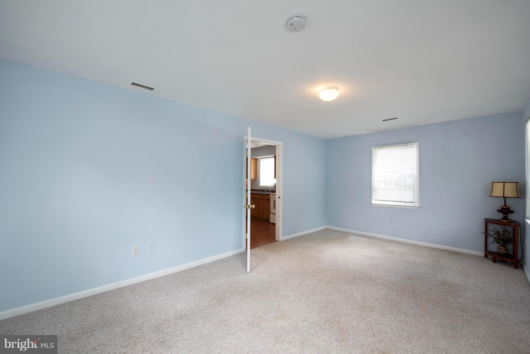 1908 Blue Ridge Road Edgewater, MD 21037 - Photo 4 of 28 Living Room