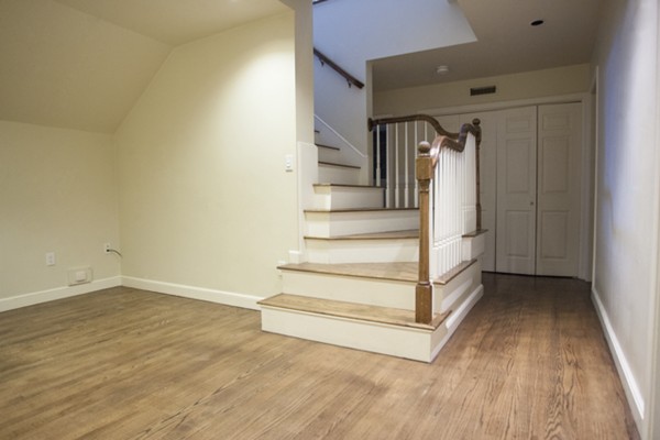 352 Beacon Street, Unit 3 Boston, MA 02116 - Photo 4 of 11