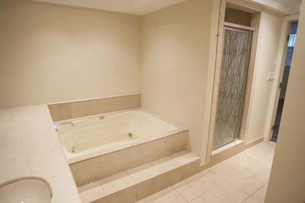 352 Beacon Street, Unit 3 Boston, MA 02116 - Photo 7 of 11