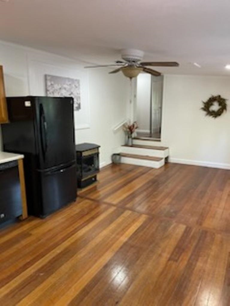 6 Chase Island Atkinson, NH 03811 - Photo 11 of 38