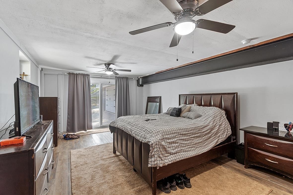 6 Chase Island Atkinson, NH 03811 - Photo 23 of 38