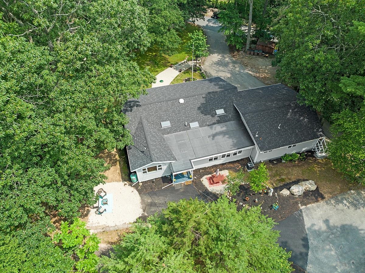 6 Chase Island Atkinson, NH 03811 - Photo 29 of 38