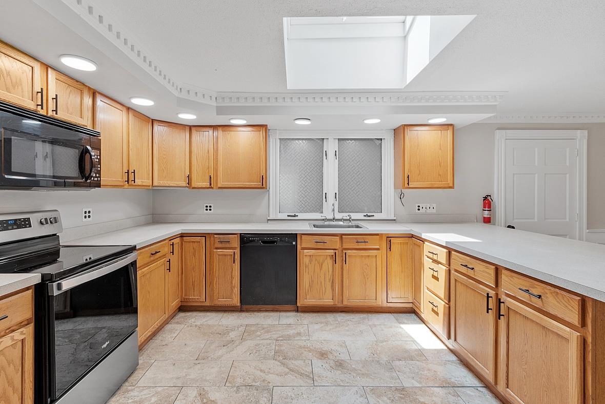 6 Chase Island Atkinson, NH 03811 - Photo 37 of 38